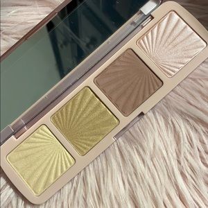 Makeup Revolution Fierce Mind Palette